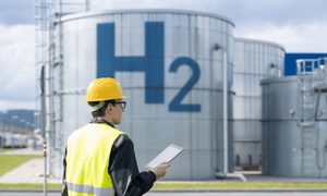 hydrogen worker
