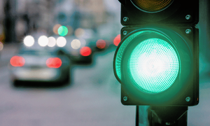 green light [freepik]